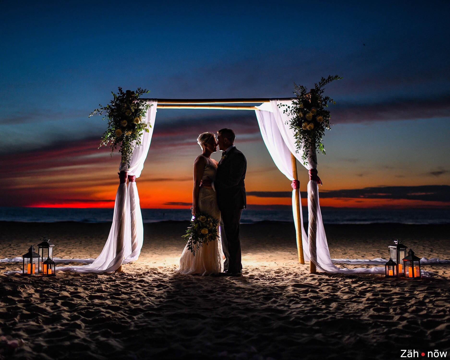 elope in south haven michigan on the beach